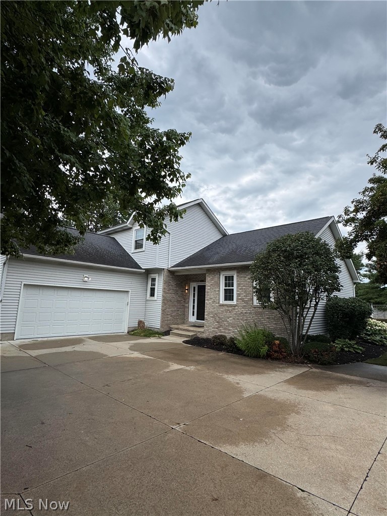 5479 Cable Point Circle Nw Property Photo 1
