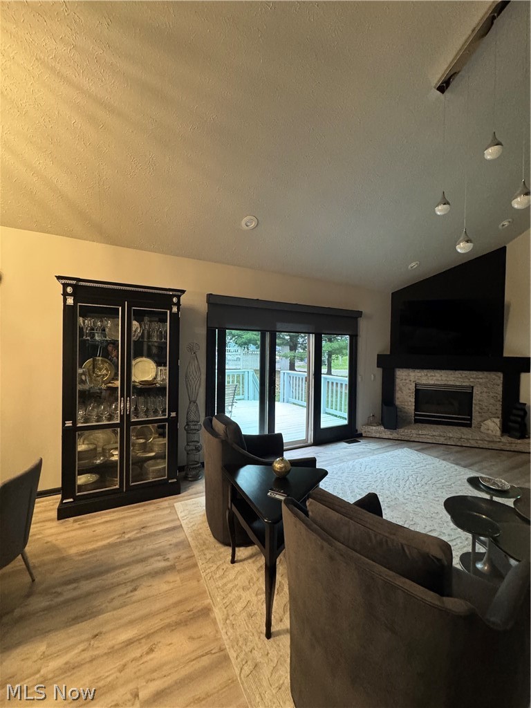 5479 Cable Point Circle Nw Property Photo 4
