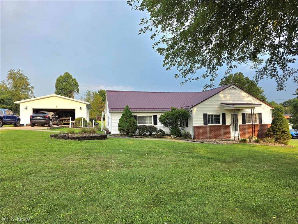346 Island View Drive Property Photo 1