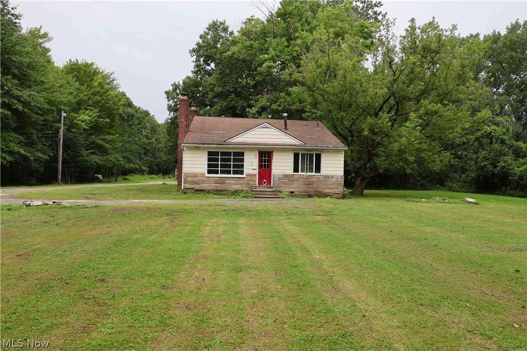2938 Som Center Road Property Photo 3