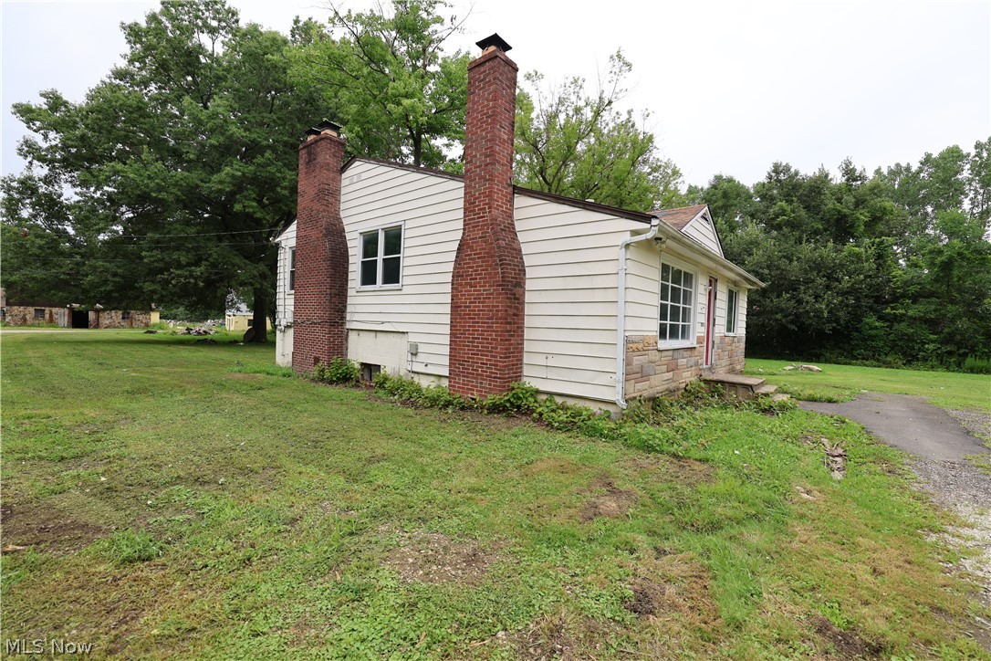 2938 Som Center Road Property Photo 5