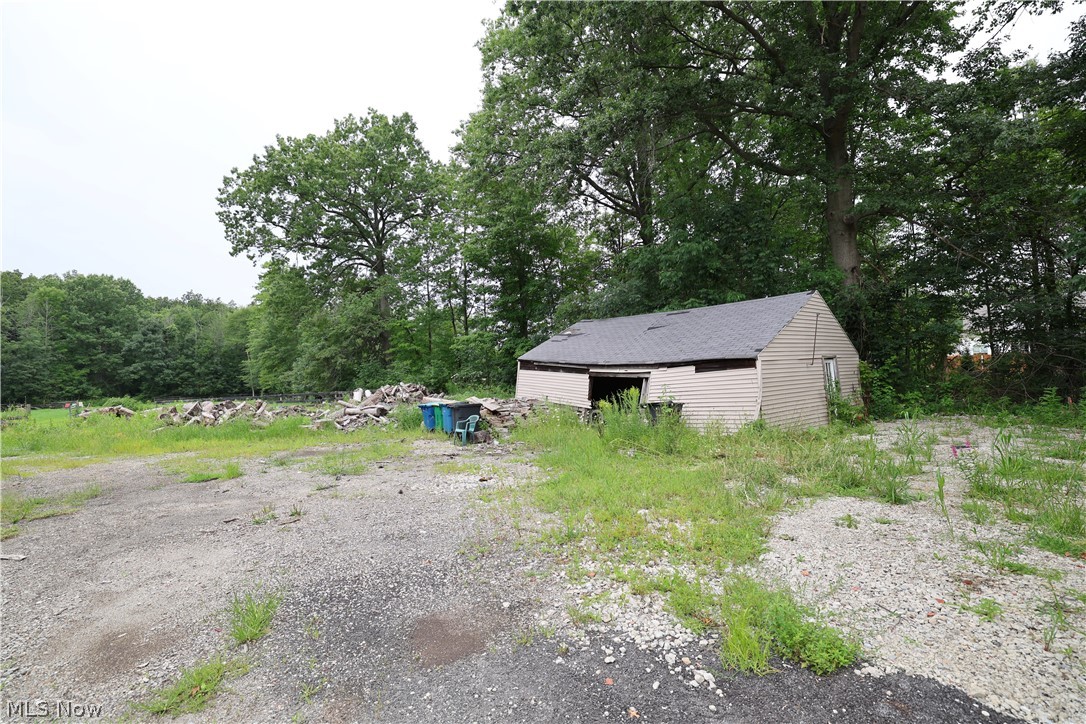 2938 Som Center Road Property Photo 17