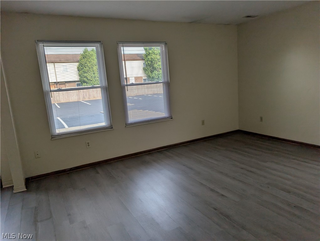 1563 Whitehall Boulevard Property Photo 15