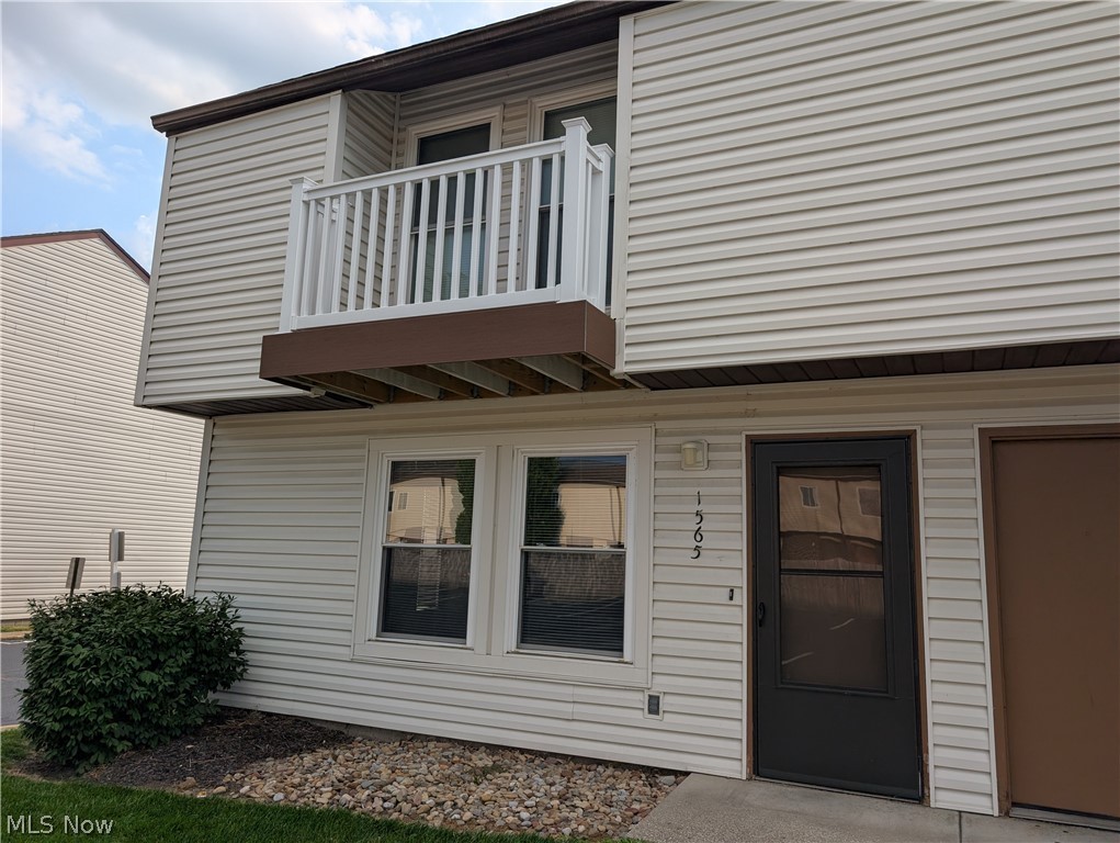 1565 Whitehall Boulevard Property Photo 4