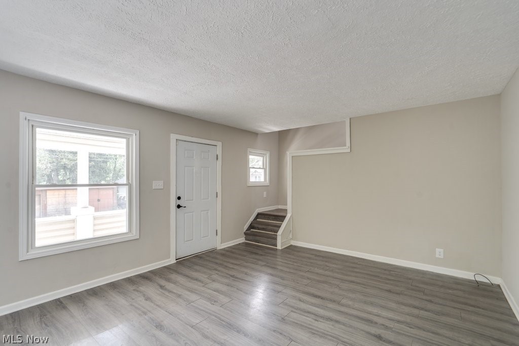 233 Sobul Avenue Property Photo 11