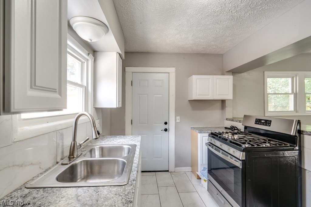 233 Sobul Avenue Property Photo 18