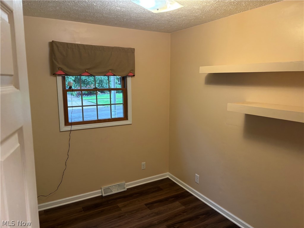 871 Hancock Avenue Property Photo 14