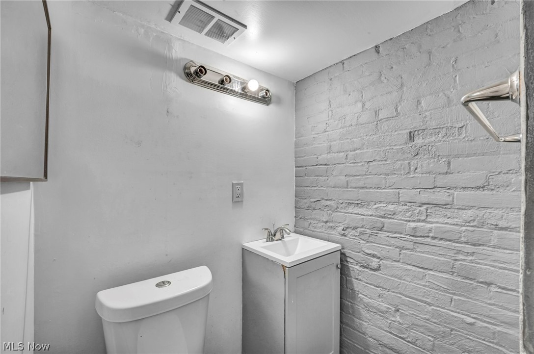 4512 E 131st Street Property Photo 14