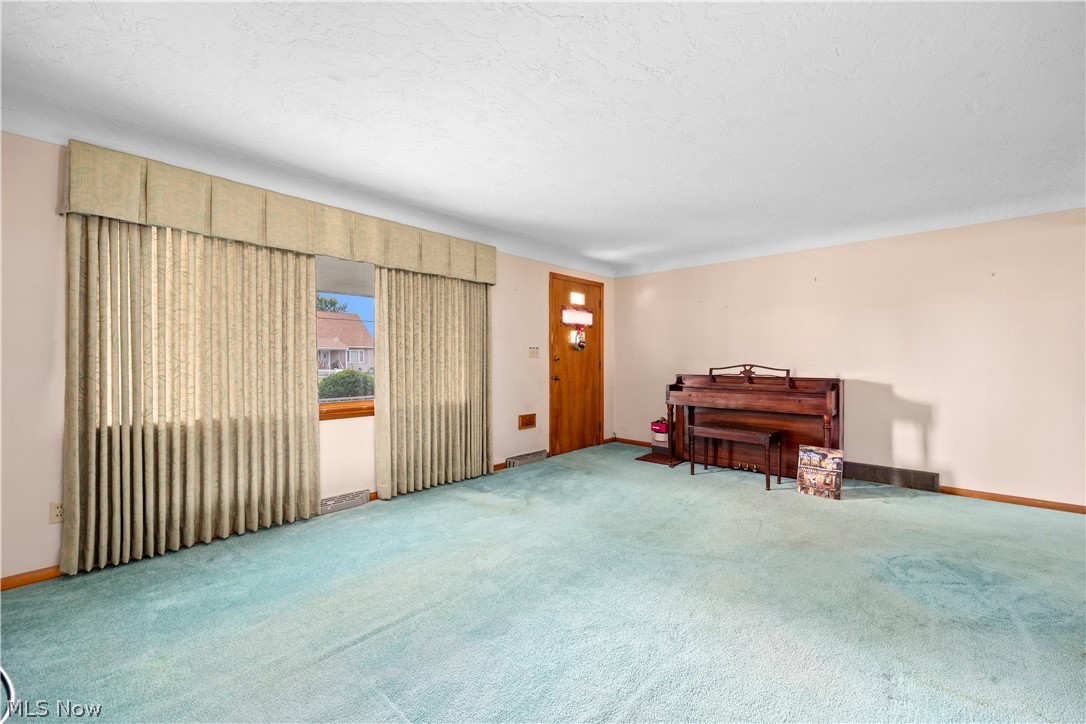2824 Oberlin Avenue Property Photo 8
