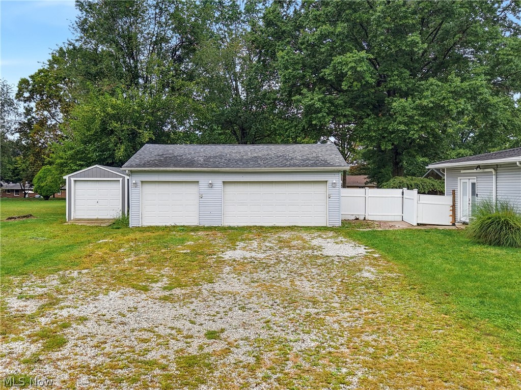 270 Magua Drive Property Photo 5