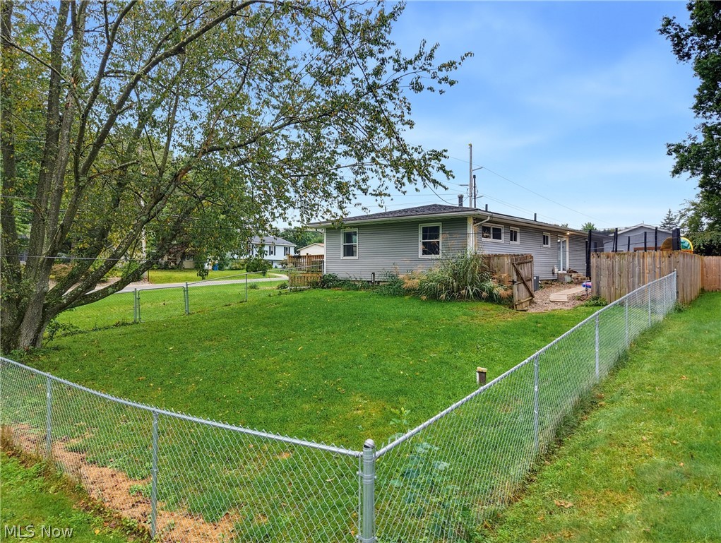 270 Magua Drive Property Photo 6