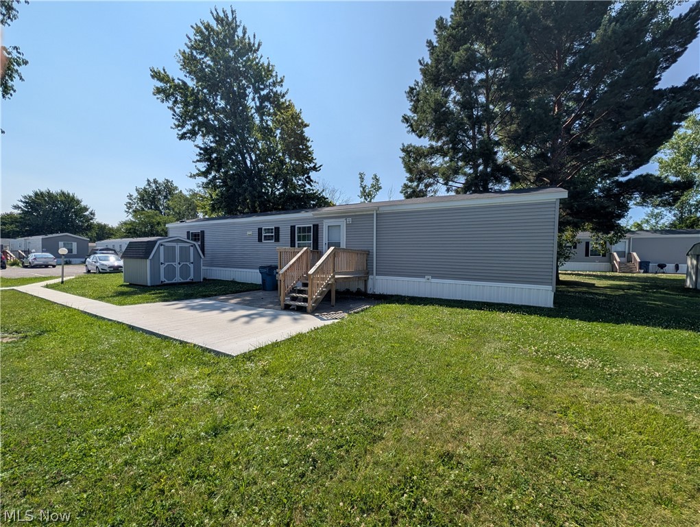 215 Cedar Brook Drive Property Photo 2