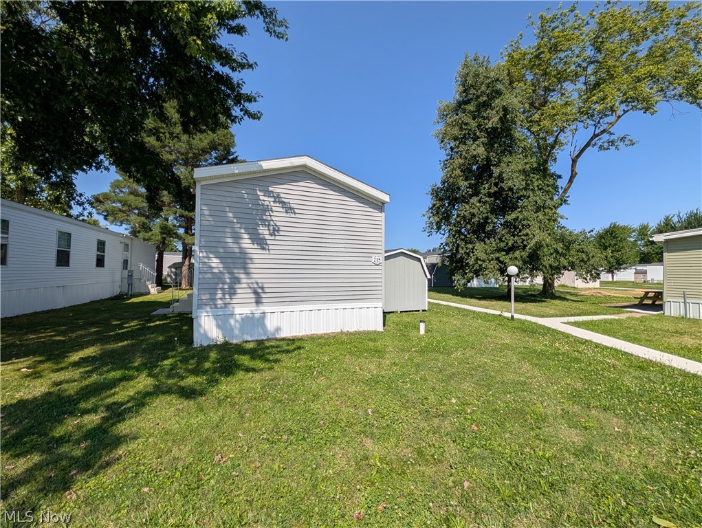 215 Cedar Brook Drive Property Photo 3