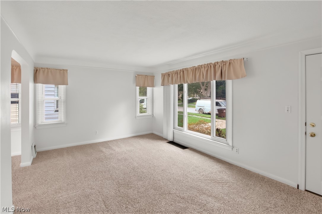 8120 Pelham Drive Property Photo 5