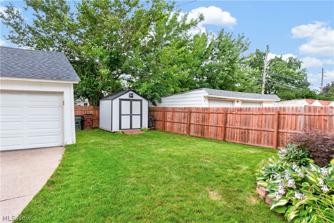 8120 Pelham Drive Property Photo 40