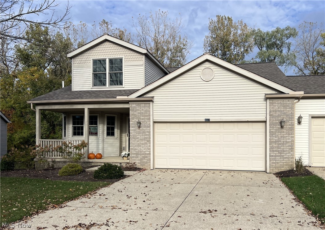 4007 Falconswalk Court Property Photo 1