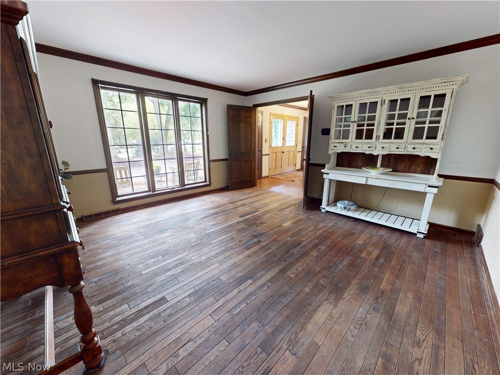 3554 Rolling Hills Drive Property Photo 8