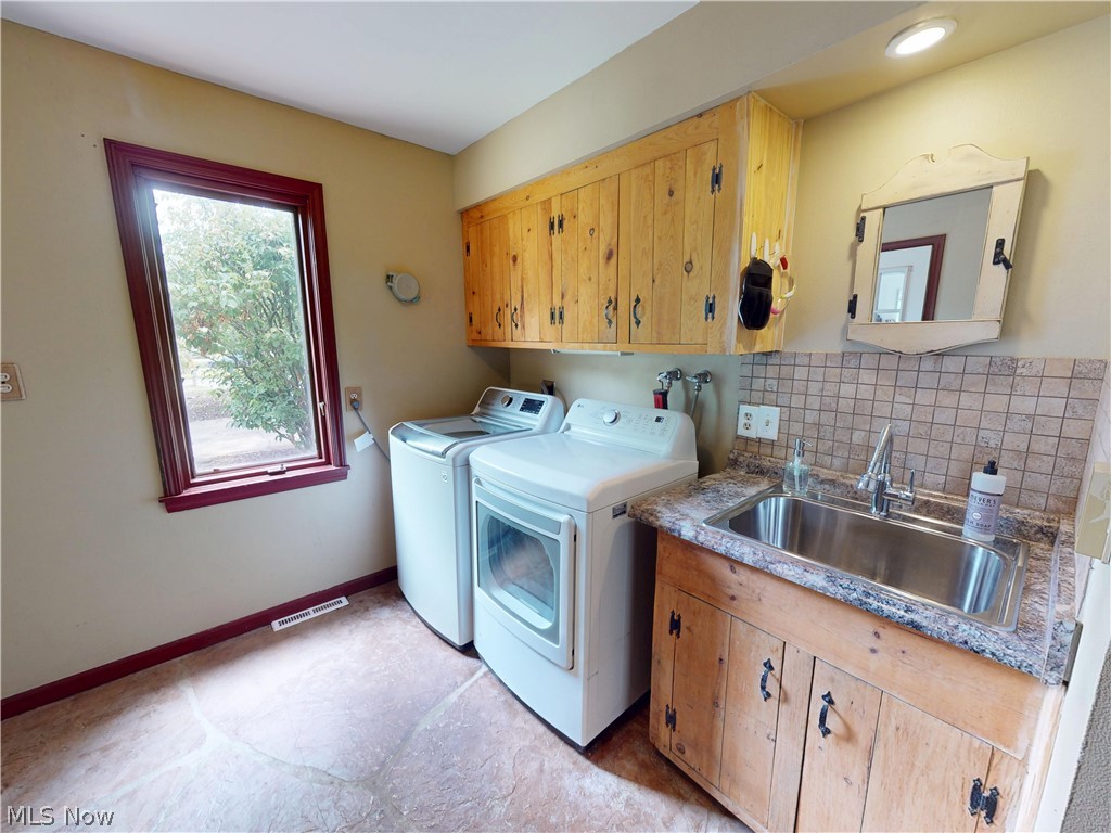 3554 Rolling Hills Drive Property Photo 13