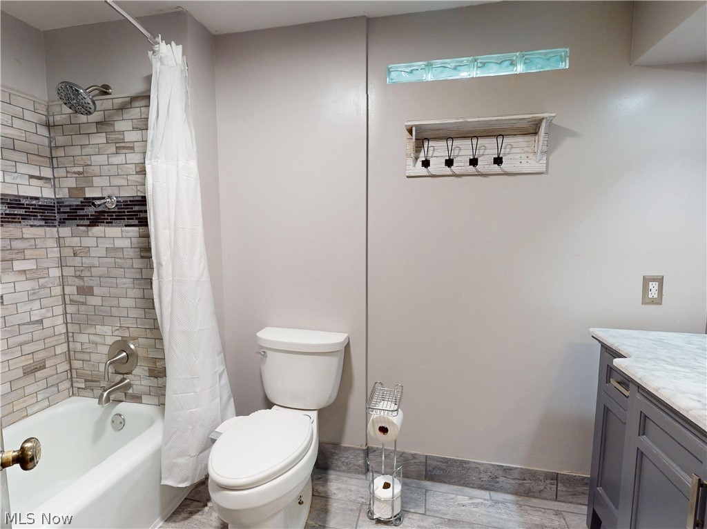 3554 Rolling Hills Drive Property Photo 40