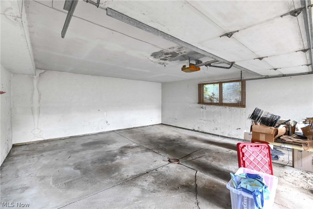 5392 Meadow Wood Boulevard Property Photo 17