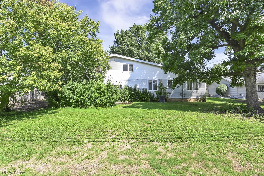 5392 Meadow Wood Boulevard Property Photo 21