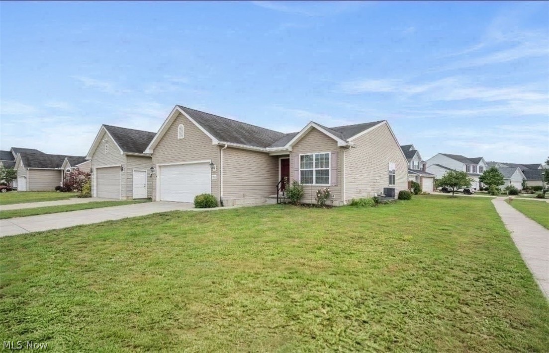 37470 Tail Feather Drive Property Photo 2