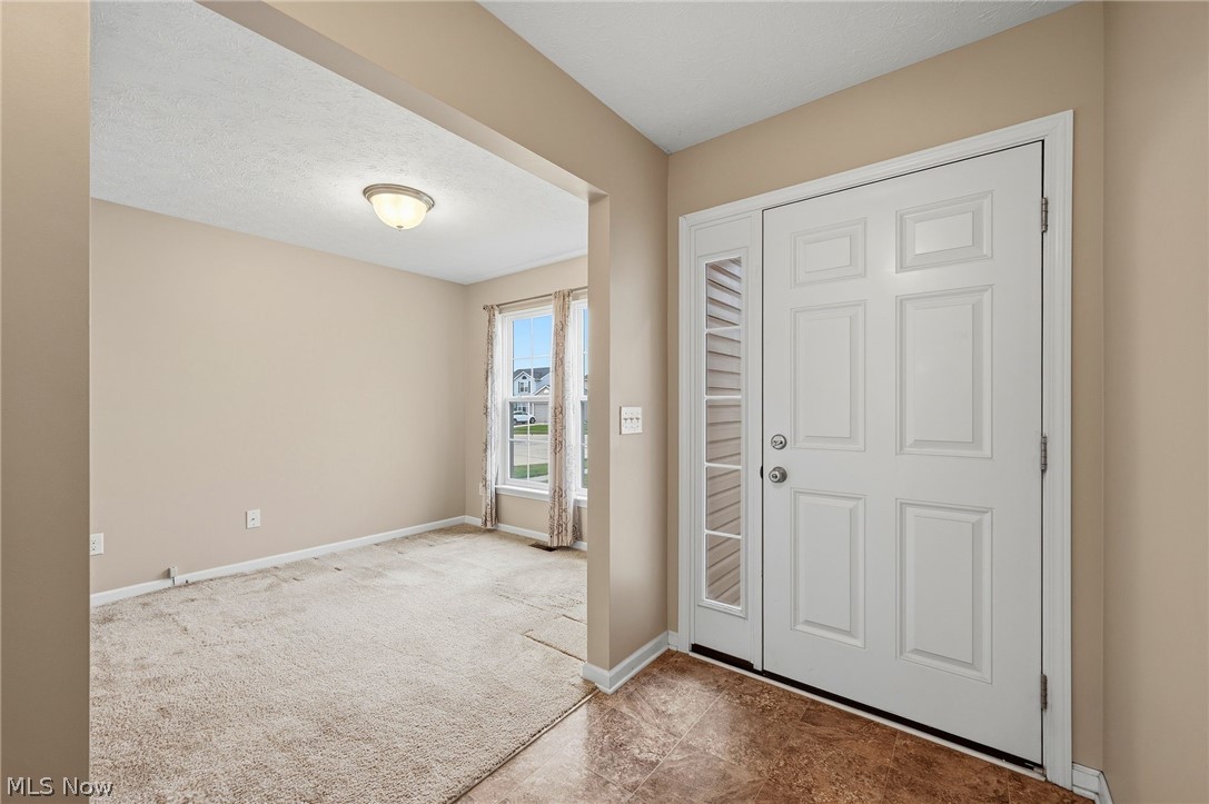 37470 Tail Feather Drive Property Photo 4