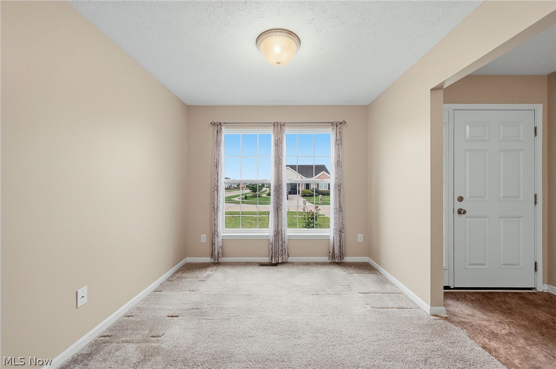 37470 Tail Feather Drive Property Photo 5