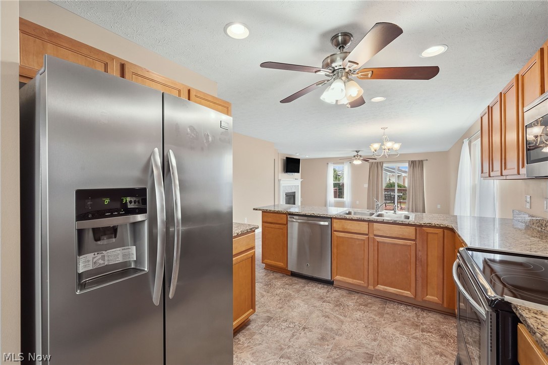 37470 Tail Feather Drive Property Photo 8