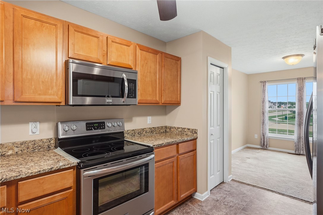37470 Tail Feather Drive Property Photo 10
