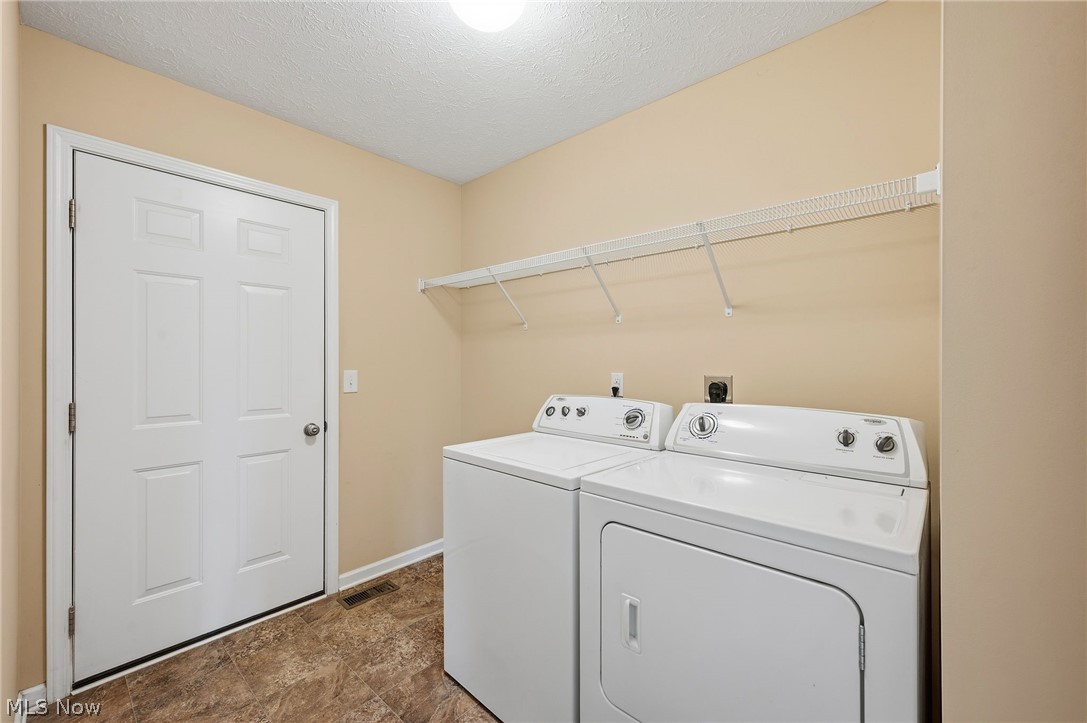 37470 Tail Feather Drive Property Photo 27