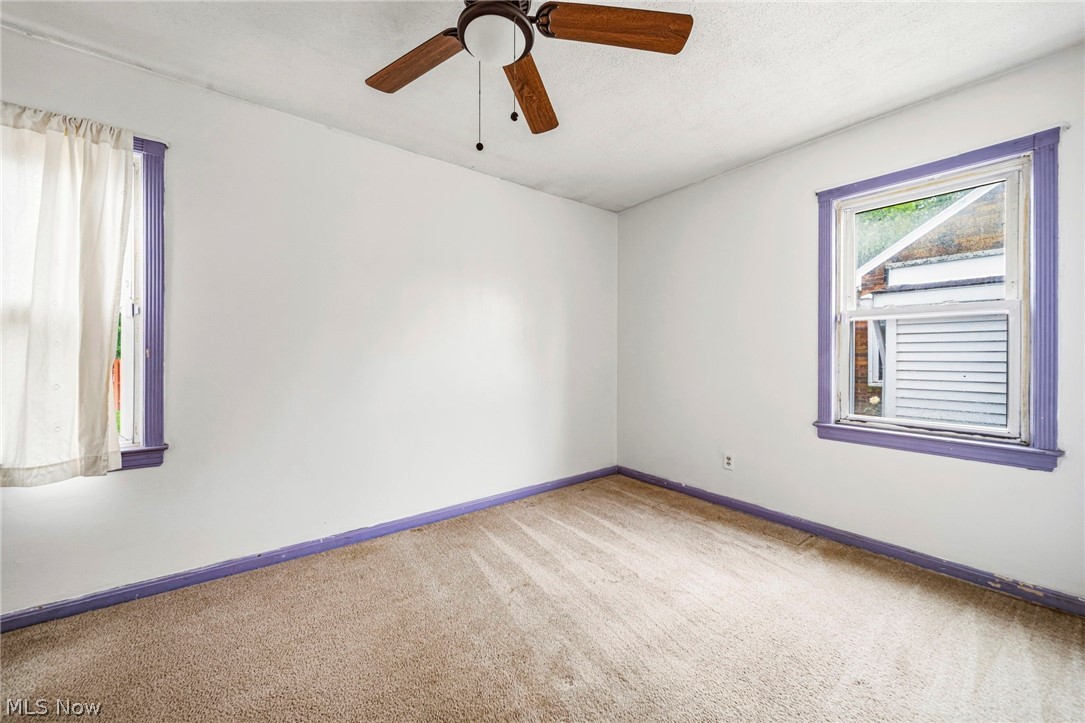 229 E 326th Street Property Photo 10