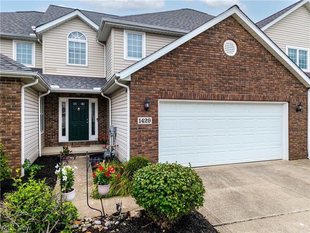 1429 Winged Foot Drive
