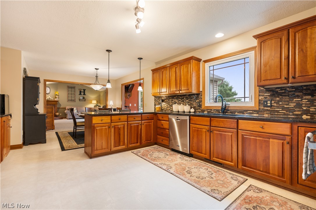 6633 Olde Stone Circle Ne Property Photo 23