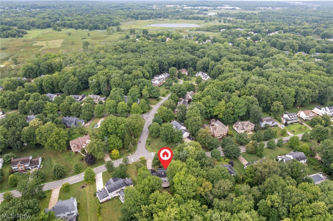 5825 Nicholson Drive Property Photo 3