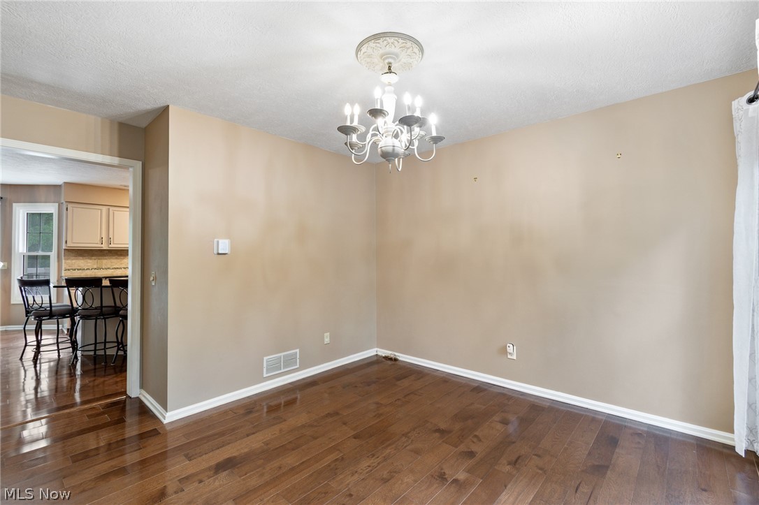 5825 Nicholson Drive Property Photo 12