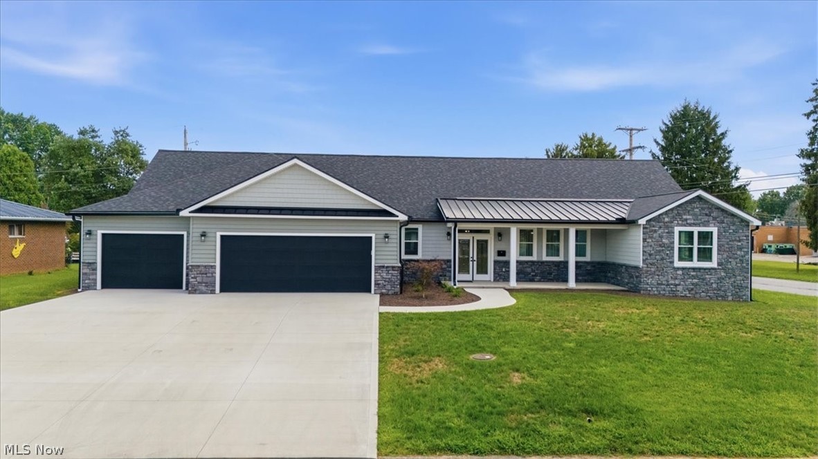 400 Crooks Avenue