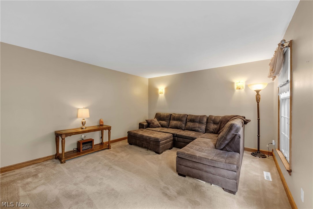 1010 Partridge Drive Property Photo 6