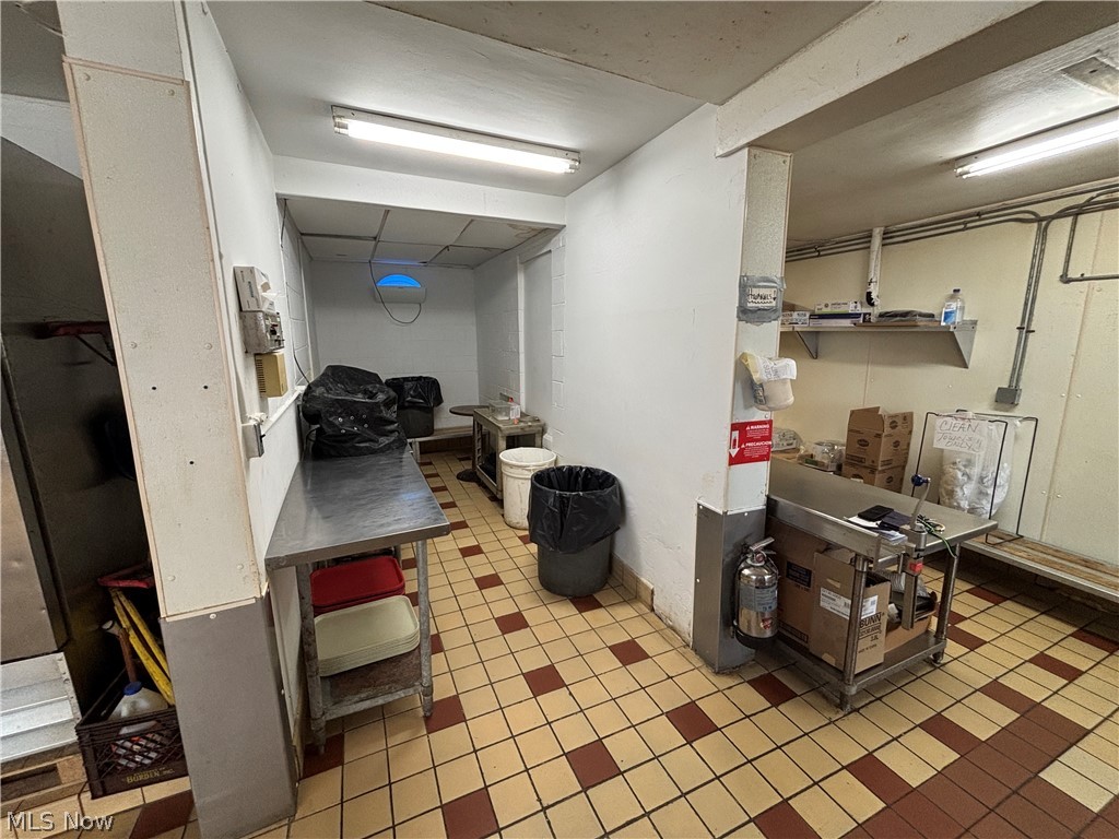 180 Wooster Road N Property Photo 26