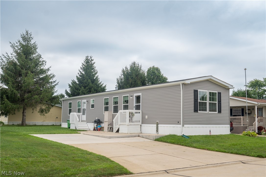 1572 Bogie Lane Property Photo 1