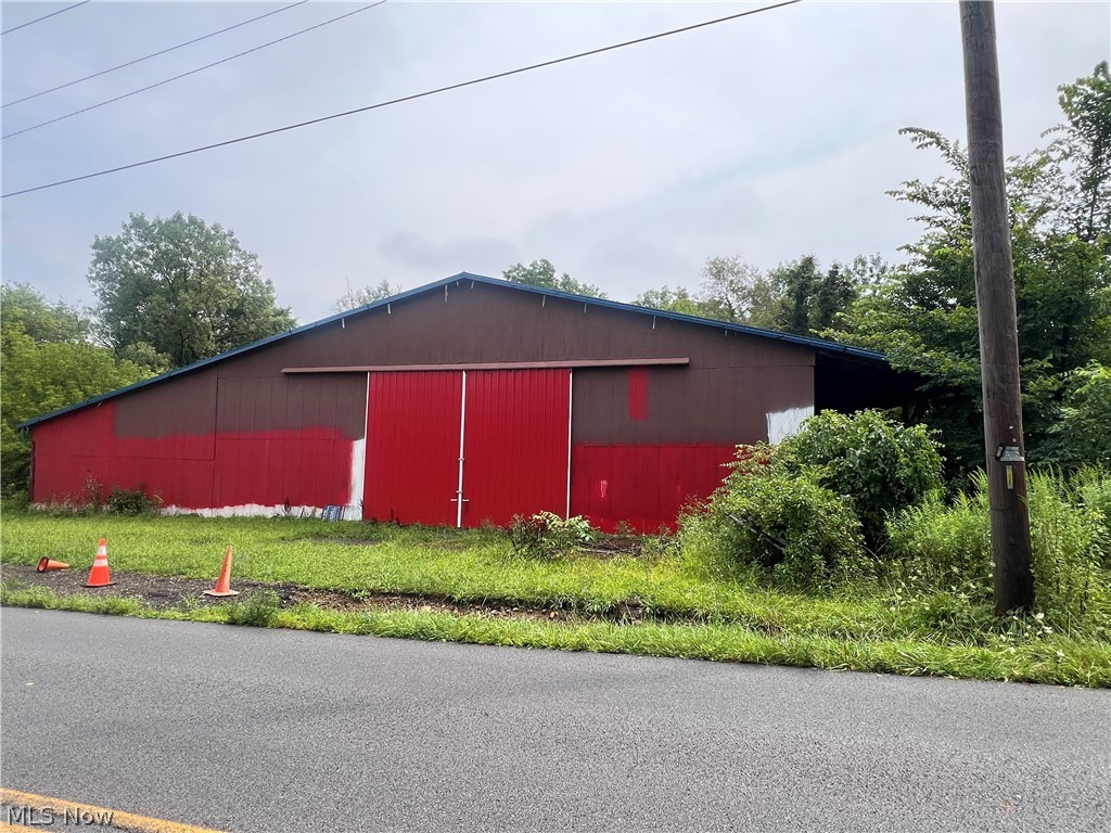 1093 S Home Road Property Photo 1