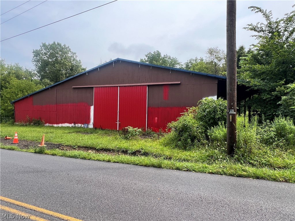 1093 S Home Road Property Photo 2