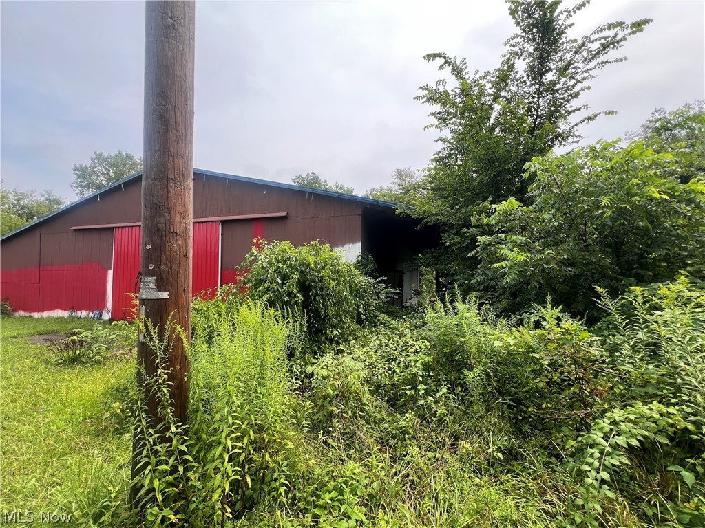 1093 S Home Road Property Photo 3