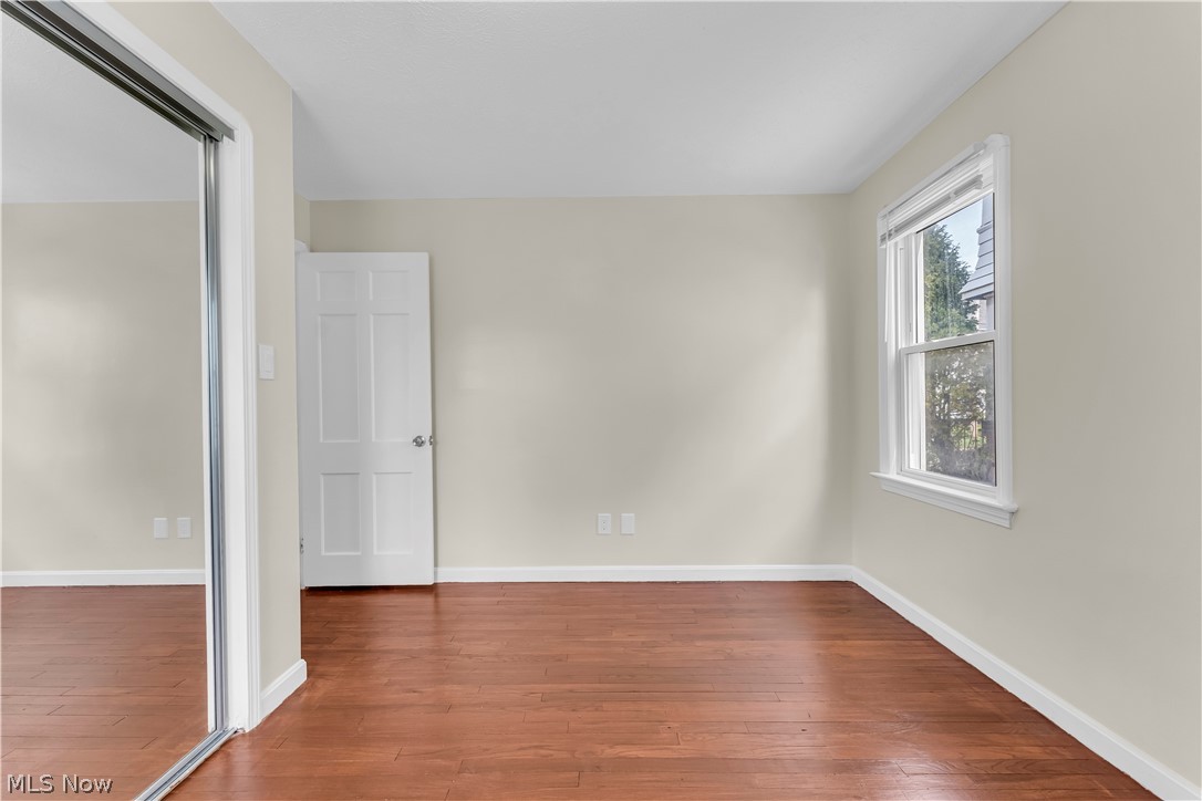 10518 Langton Avenue Property Photo 9