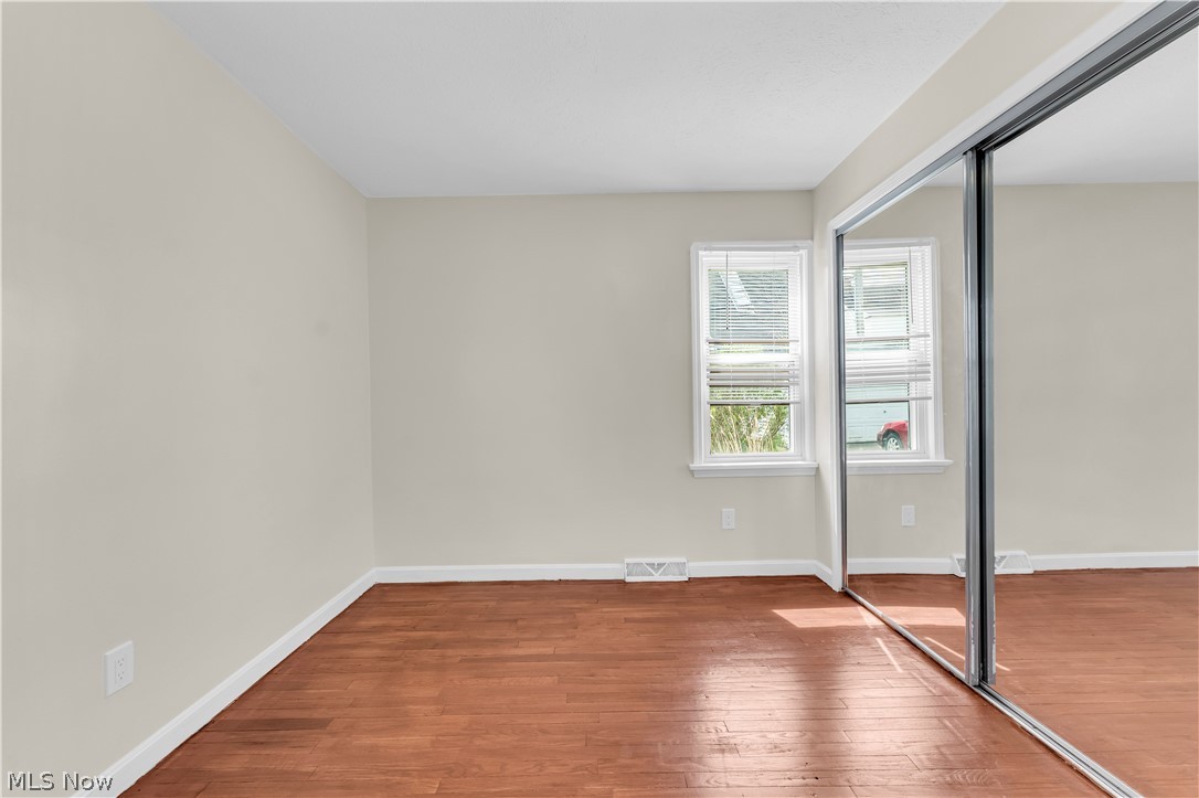10518 Langton Avenue Property Photo 10