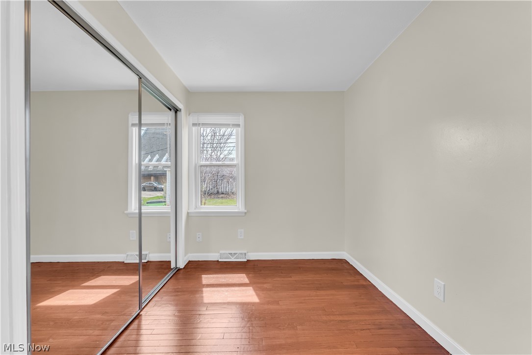 10518 Langton Avenue Property Photo 12
