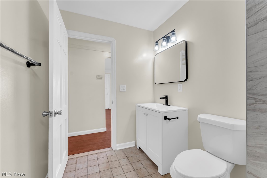 10518 Langton Avenue Property Photo 17
