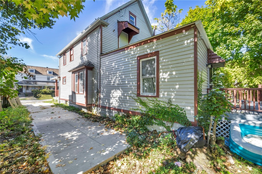 2013 W 99th Street Property Photo 5