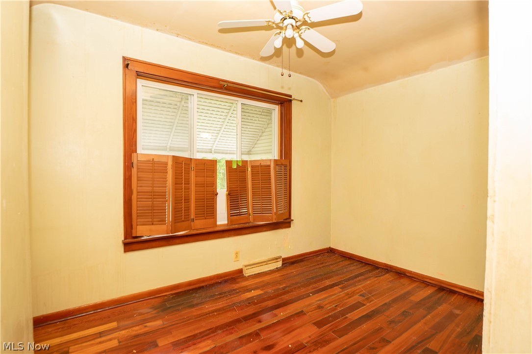 11817 Lincoln Way Nw Property Photo 7