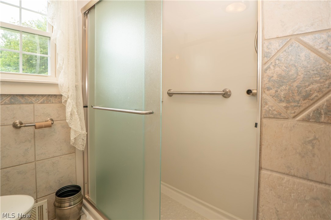 11817 Lincoln Way Nw Property Photo 19